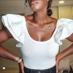 Zara Ruffle Puff Sleeve Ribbed Snap Bodysuit | Color: White | Size: L